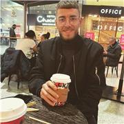 Clases de inglés para todo los niveles impartidas por chico nativo. Preparo exámenes, títulos oficiales y clases de apoyo